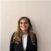 Profesora de inglés apta para edades
Jóvenes